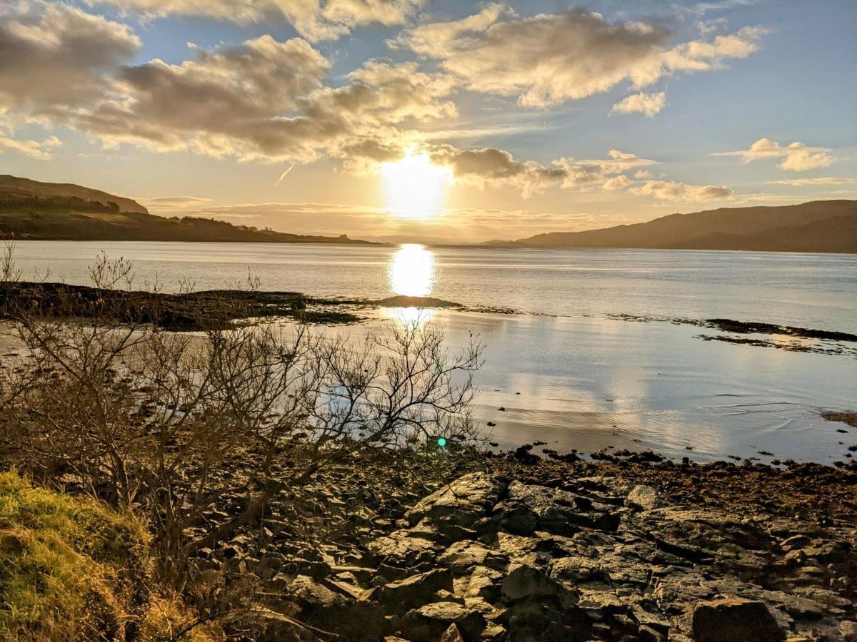 Lochaline Hotel エクステリア 写真